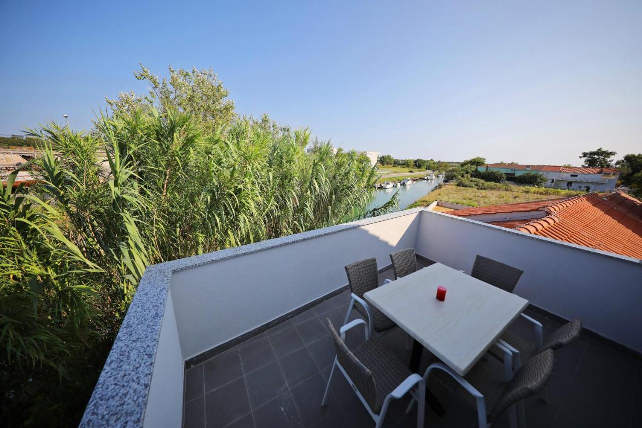 Apartments Noa Nin Zdrijac Exterior foto